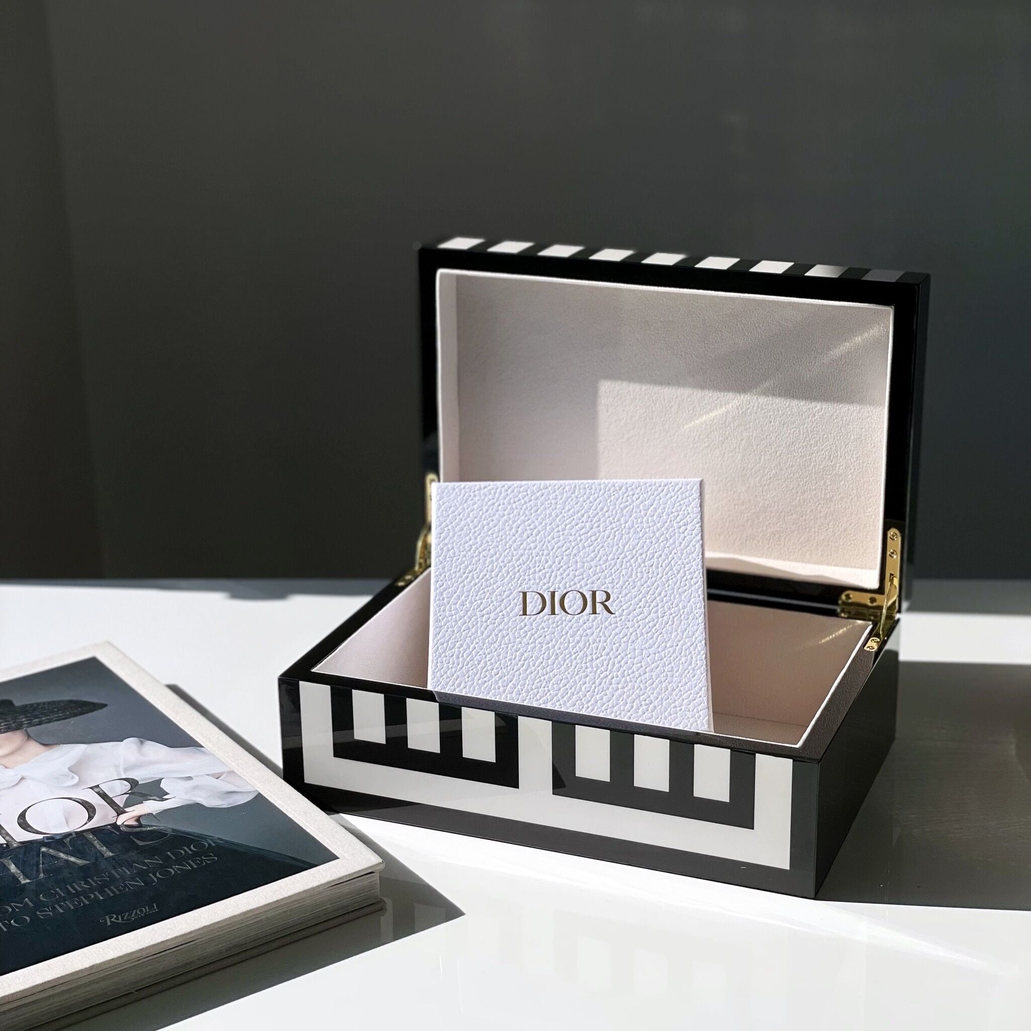 【アウトレット10%OFF】インテリアボックス モノトーンストライプ ラージ