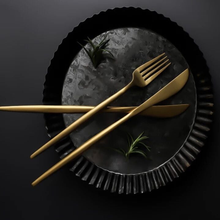 マットメタルカトラリー