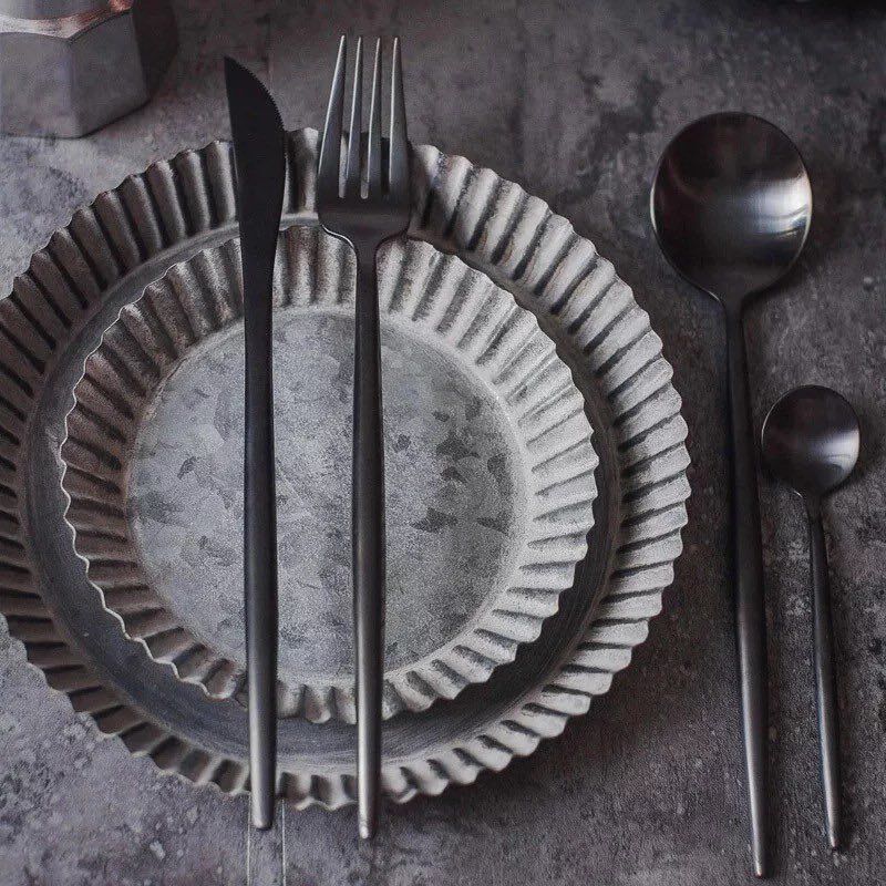 マットメタルカトラリー