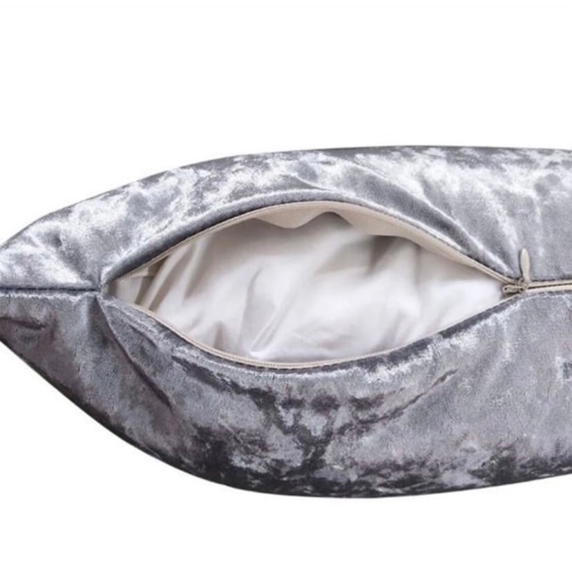 シャイニークッションカバー