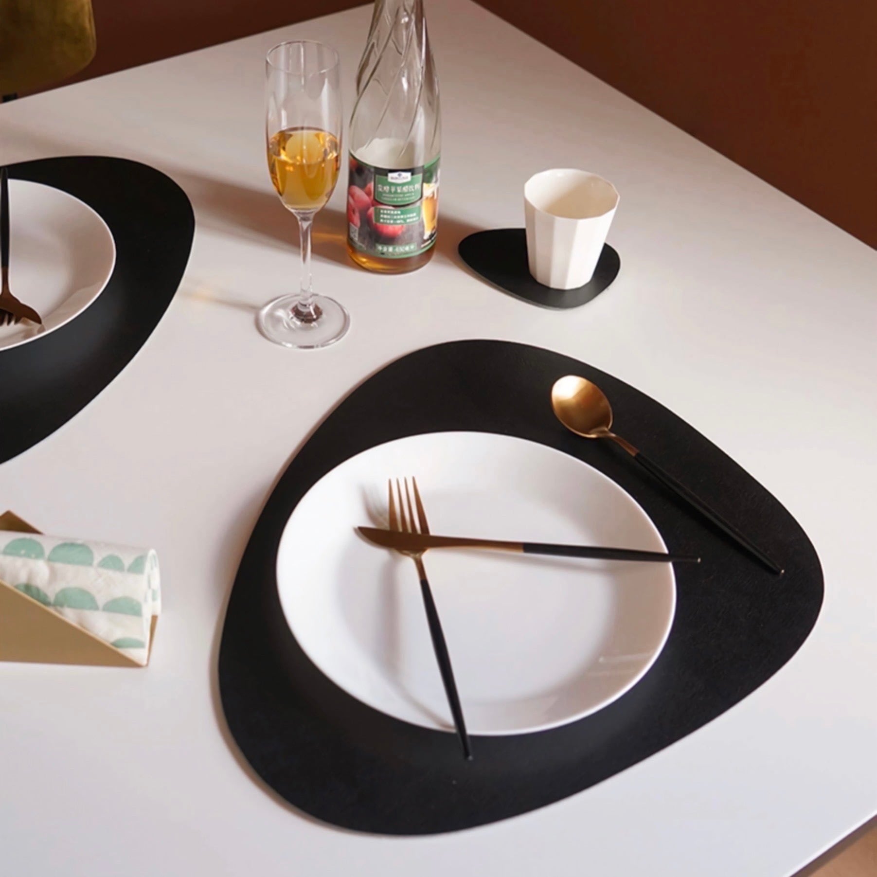 リバーシブルランチョンマット エッグストローク