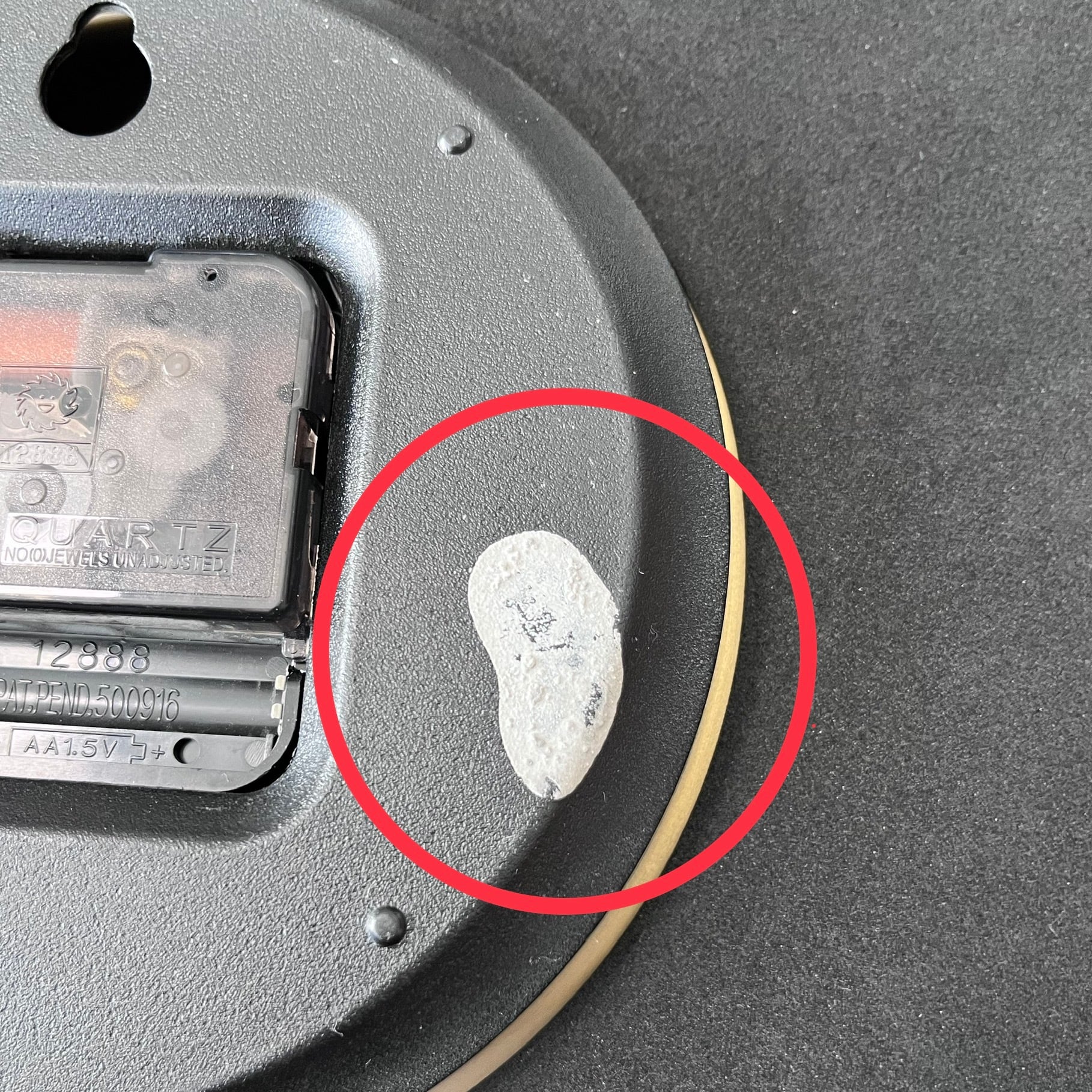 【アウトレット10%OFF 】ウォールクロック エンボスゴールド×ベトン