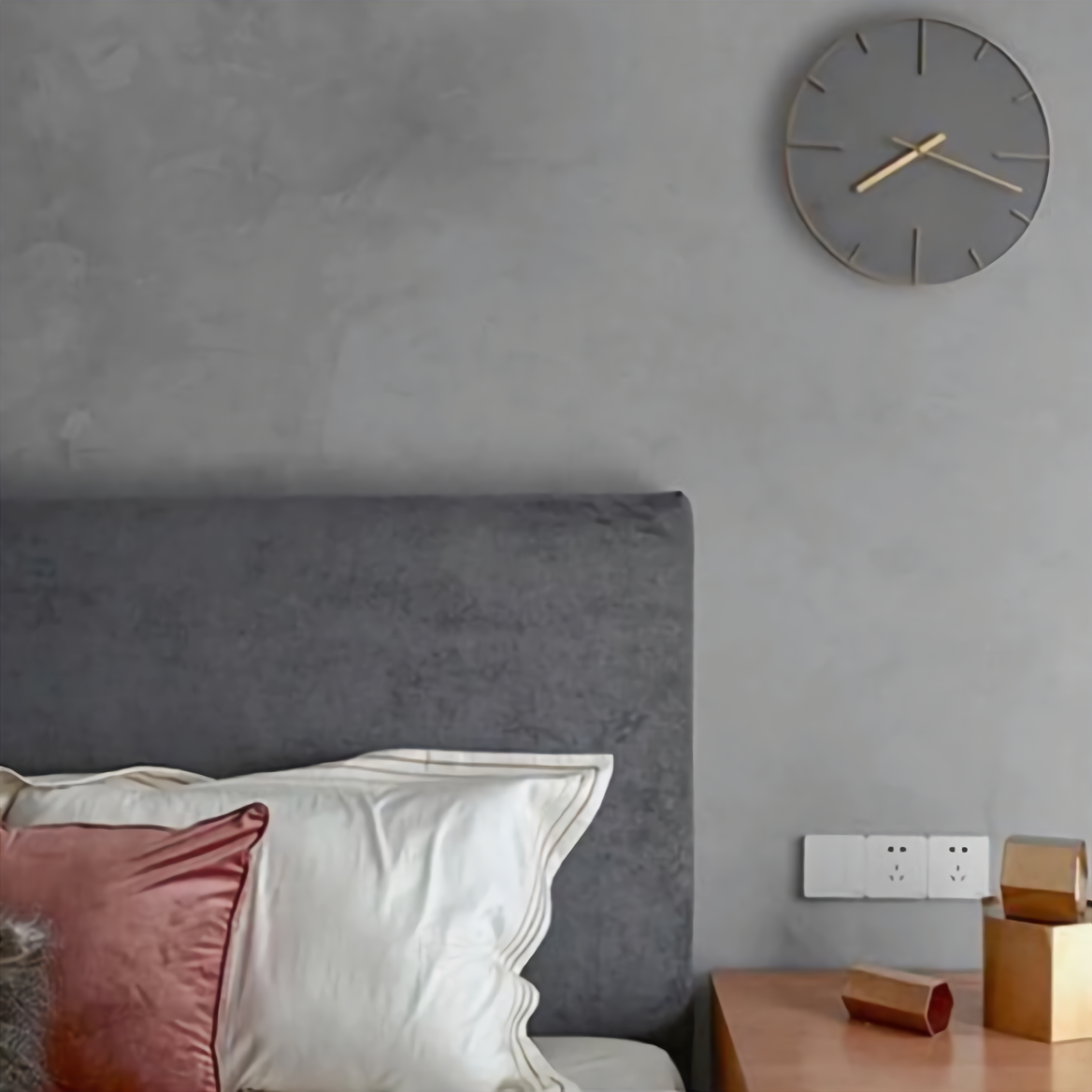 【アウトレット10%OFF 】ウォールクロック エンボスゴールド×ベトン