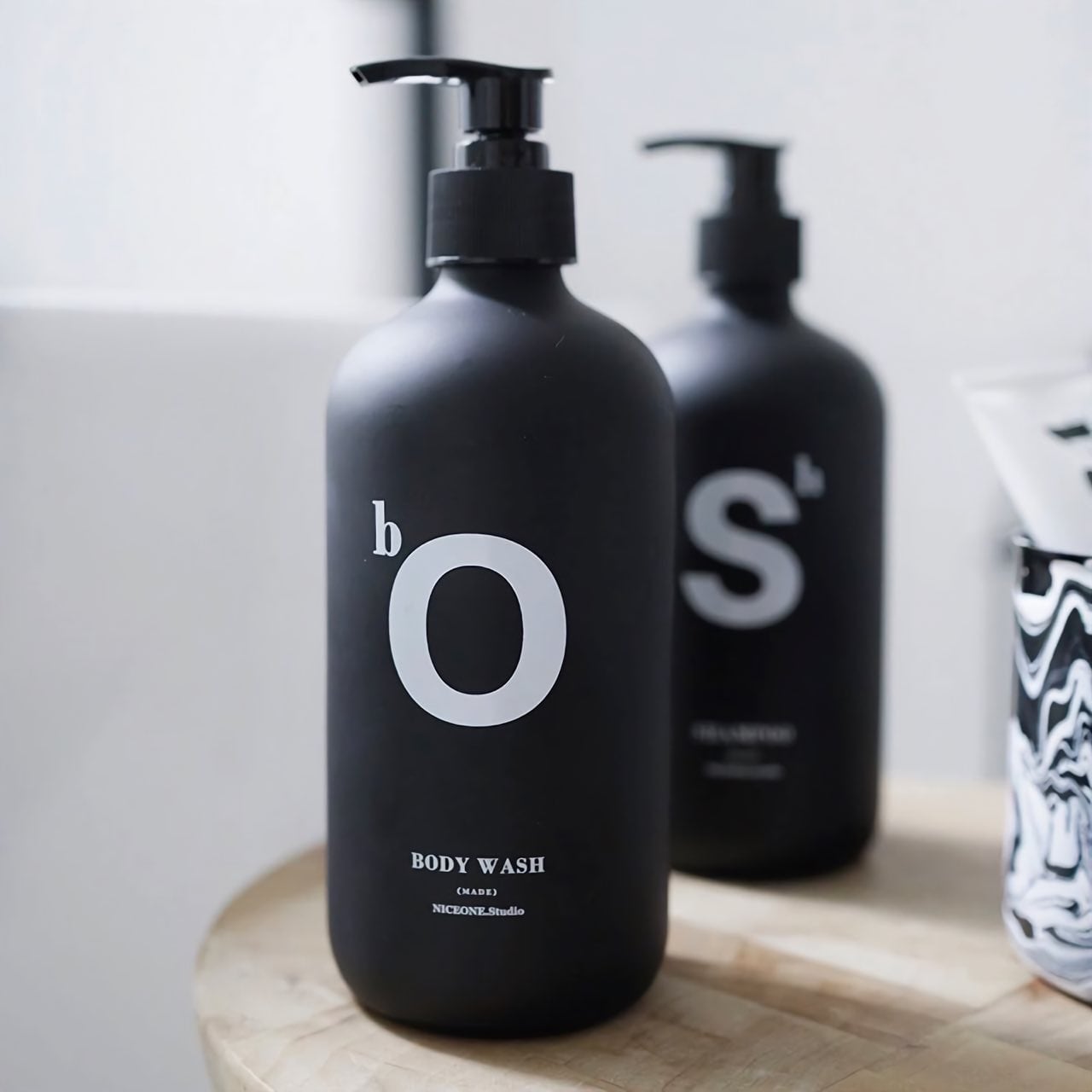 ガラスディスペンサー2本セット モノトーン