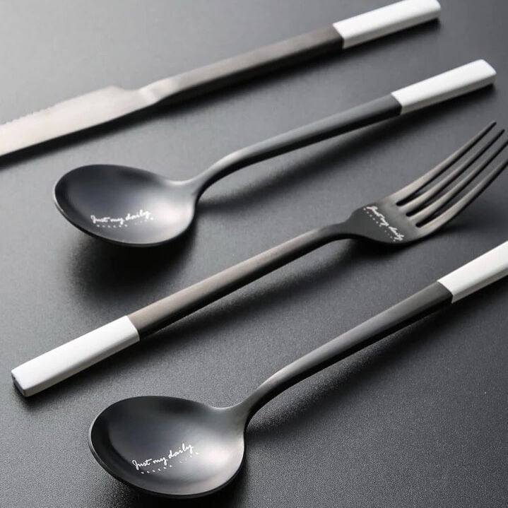 【アウトレット20%OFF】モノトーンカトラリー 4点セット