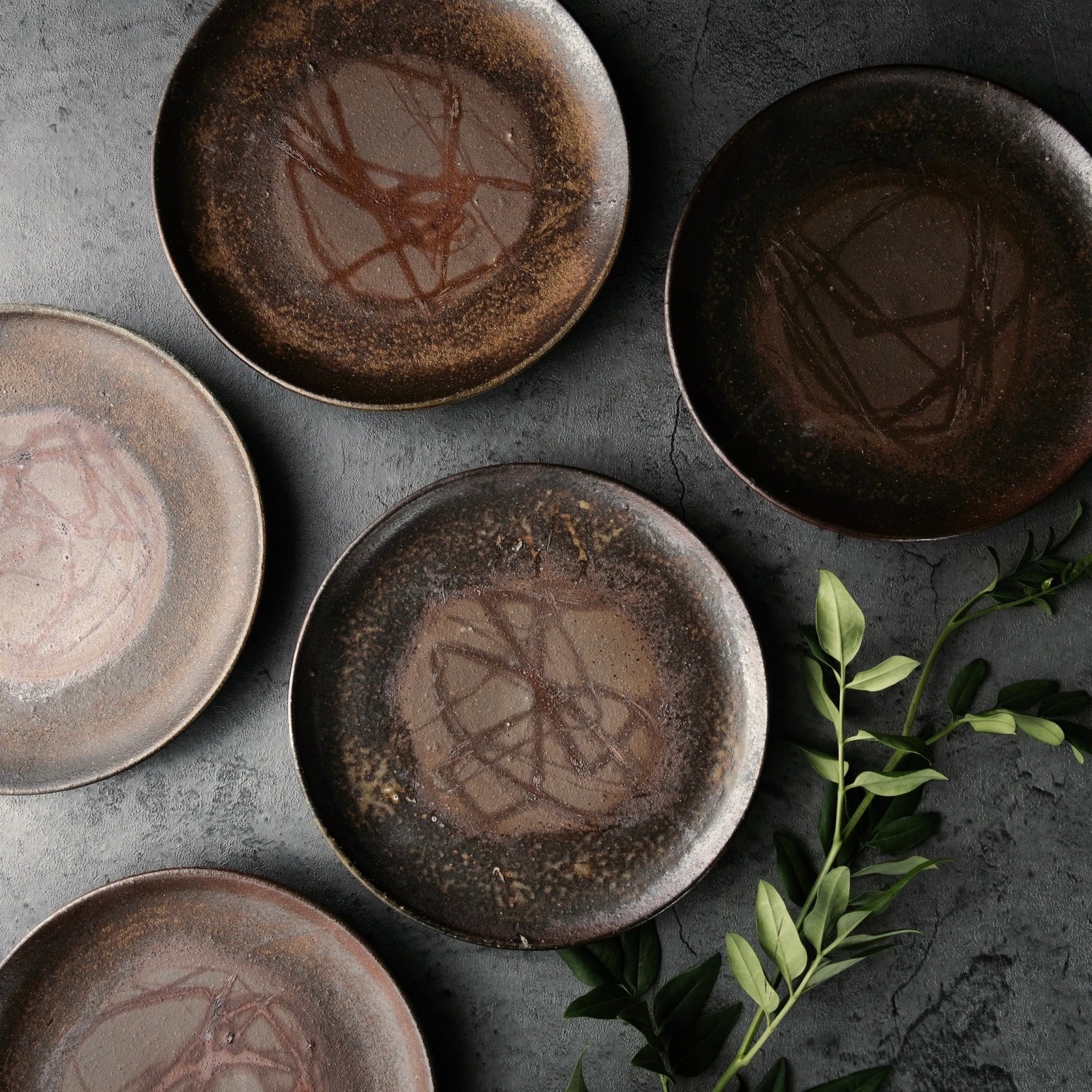 備前焼 大皿 ルビーエンボスプレート［備前焼］