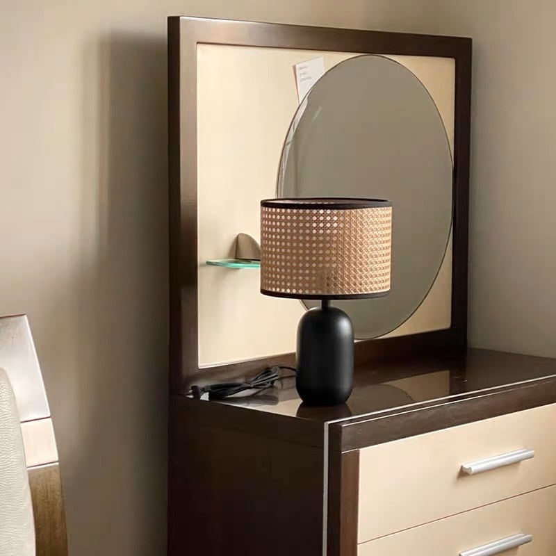 ラタン×ブラックテーブルランプ