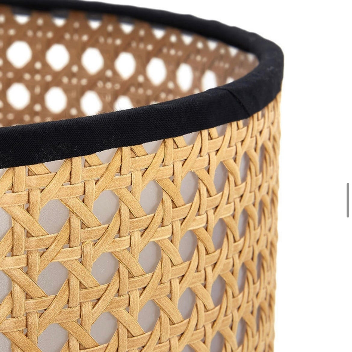 ラタン×ブラックテーブルランプ