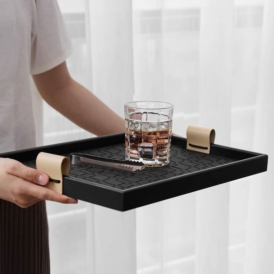 レザーポイニートレイ ラージ