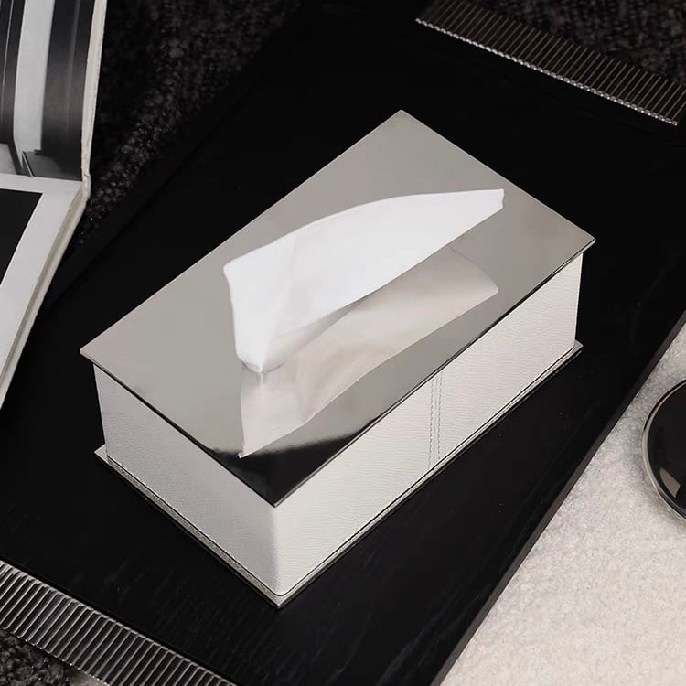 レザー×メタル スクエアティッシュケース