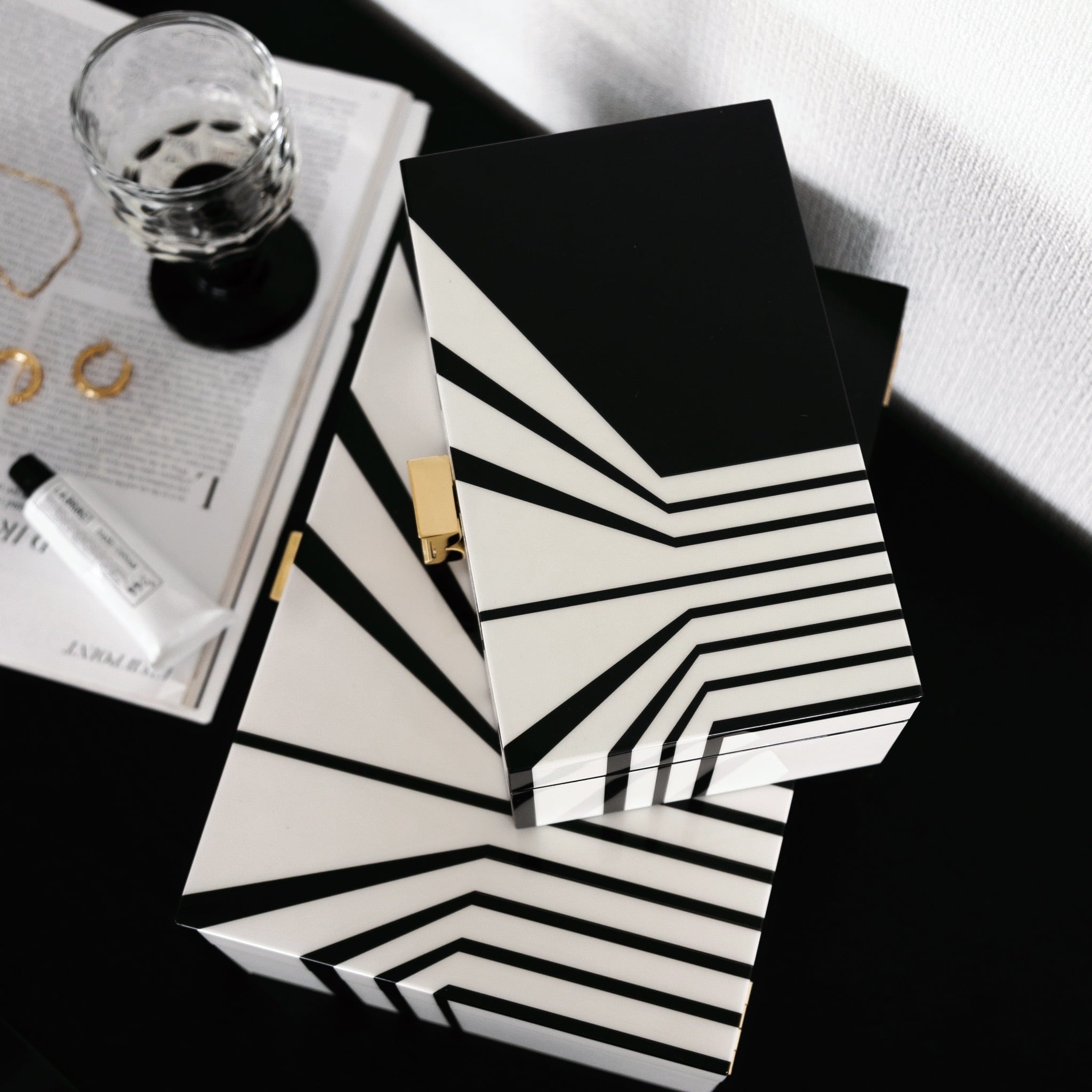 【アウトレット10%OFF】モノトーン×ゴールド インテリアボックス スモール