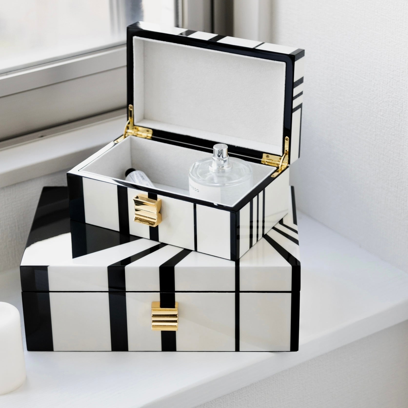 【アウトレット10%OFF】モノトーン×ゴールド インテリアボックス スモール