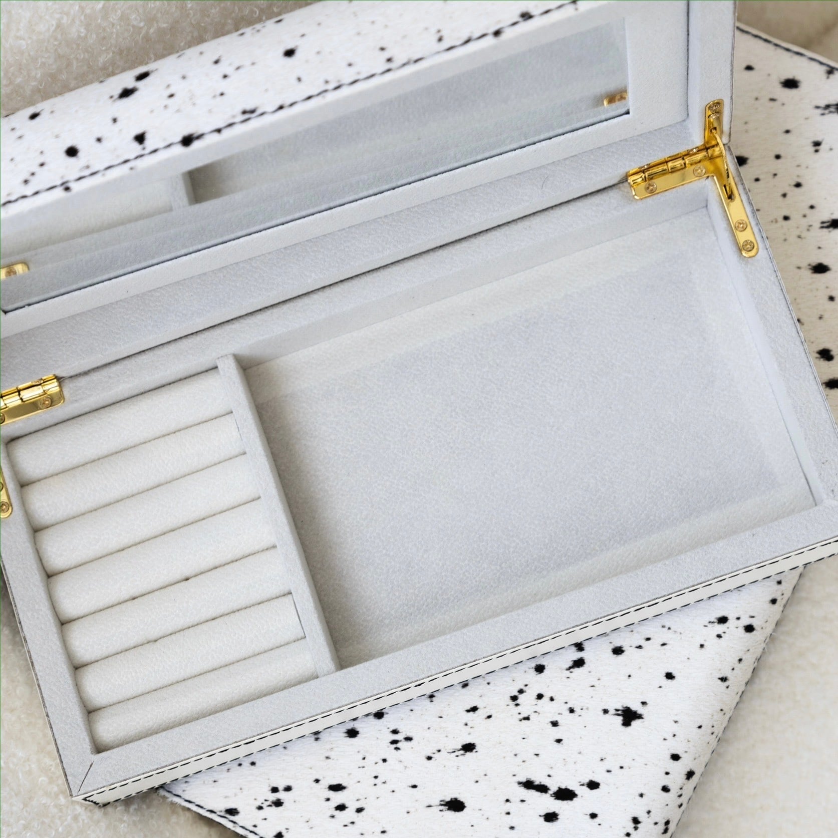 【アウトレット10%OFF】ホワイトホースシャギー ジュエリーボックス スモール