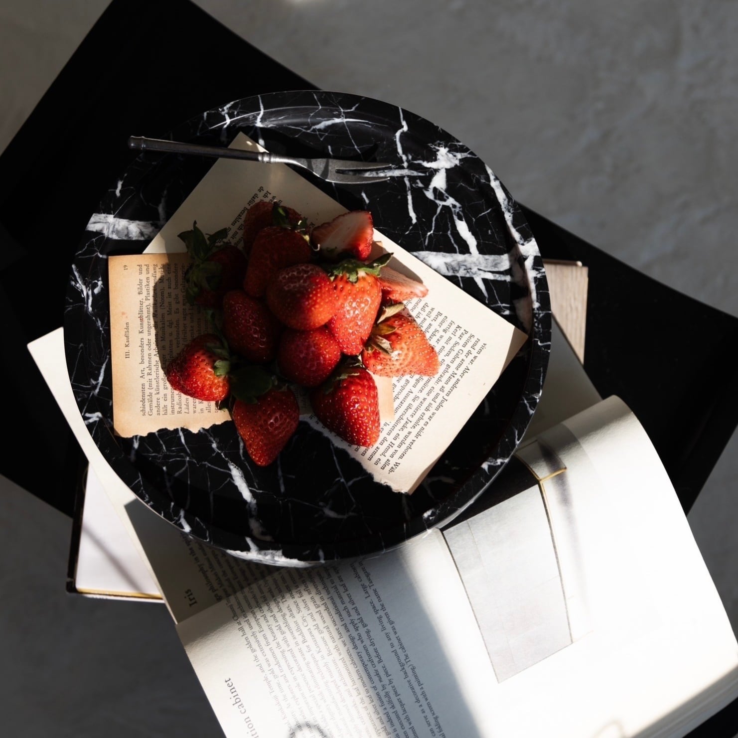 Ade×&classy 天然大理石コンポート