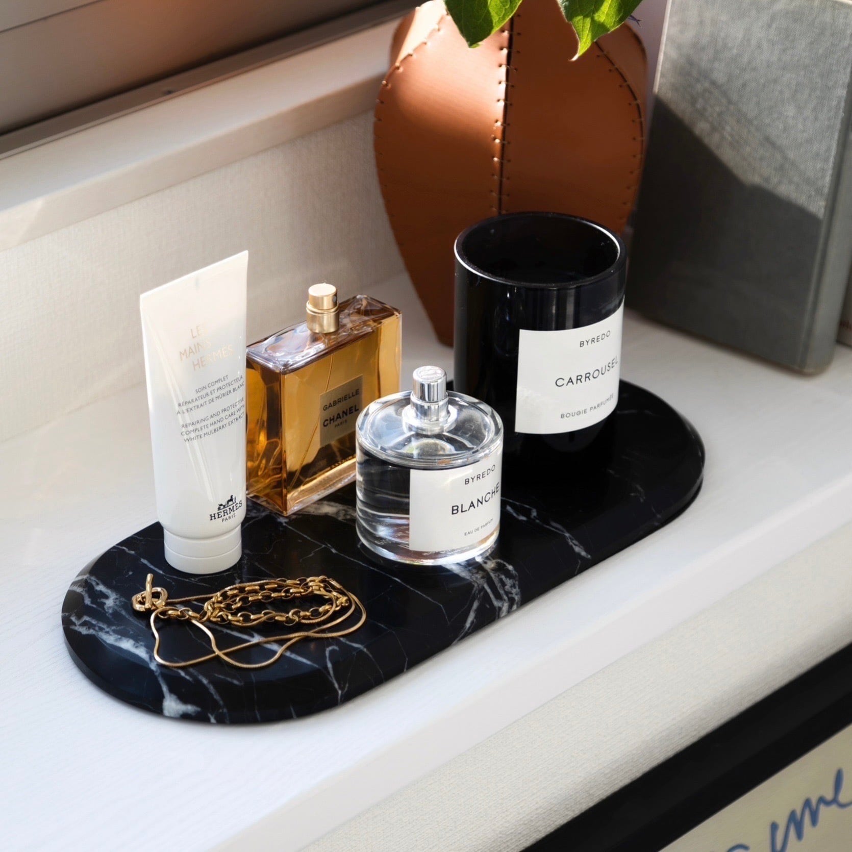 Ade×&classy 天然大理石オーバルトレイ