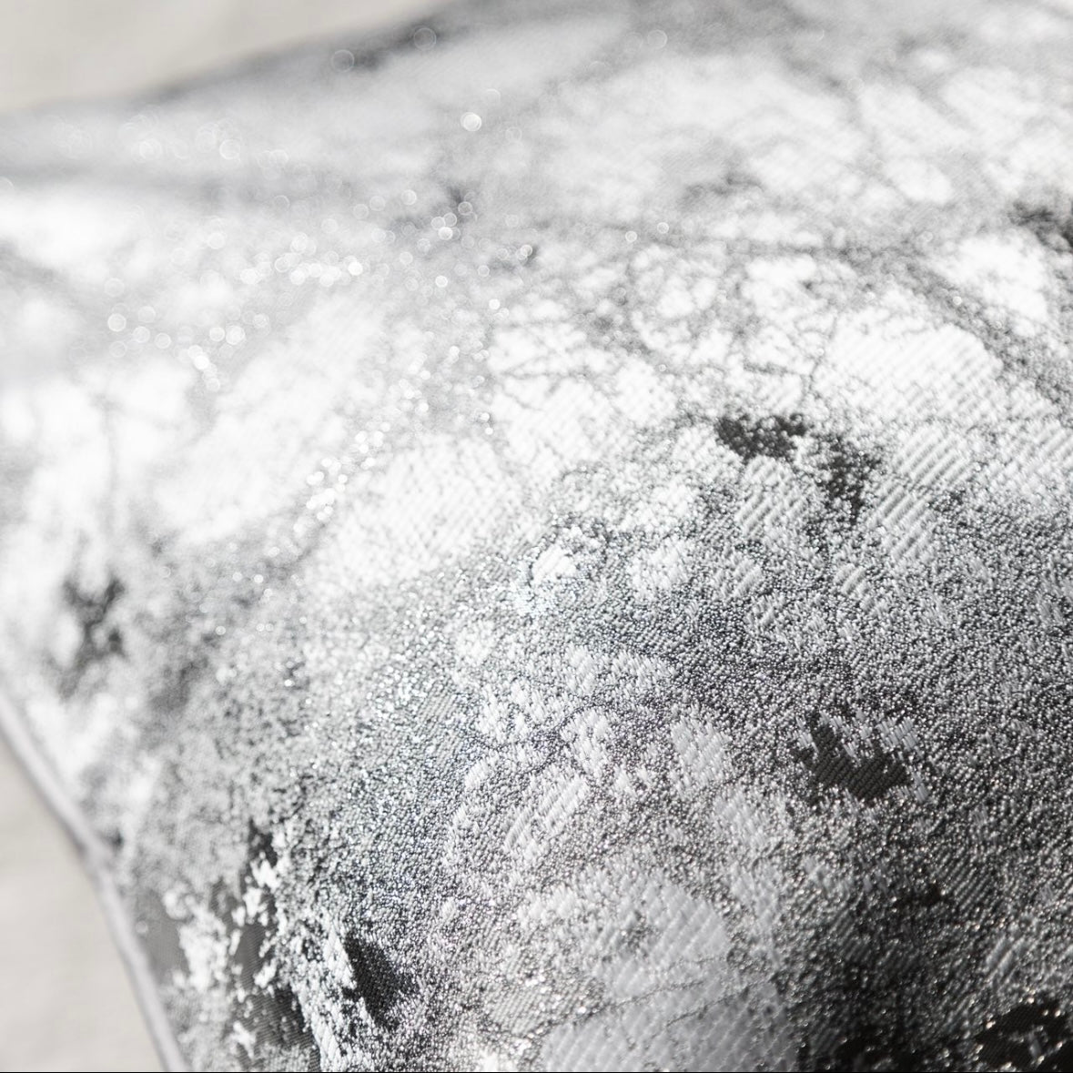 【アウトレット10%OFF】サテンジャガードクッションカバー