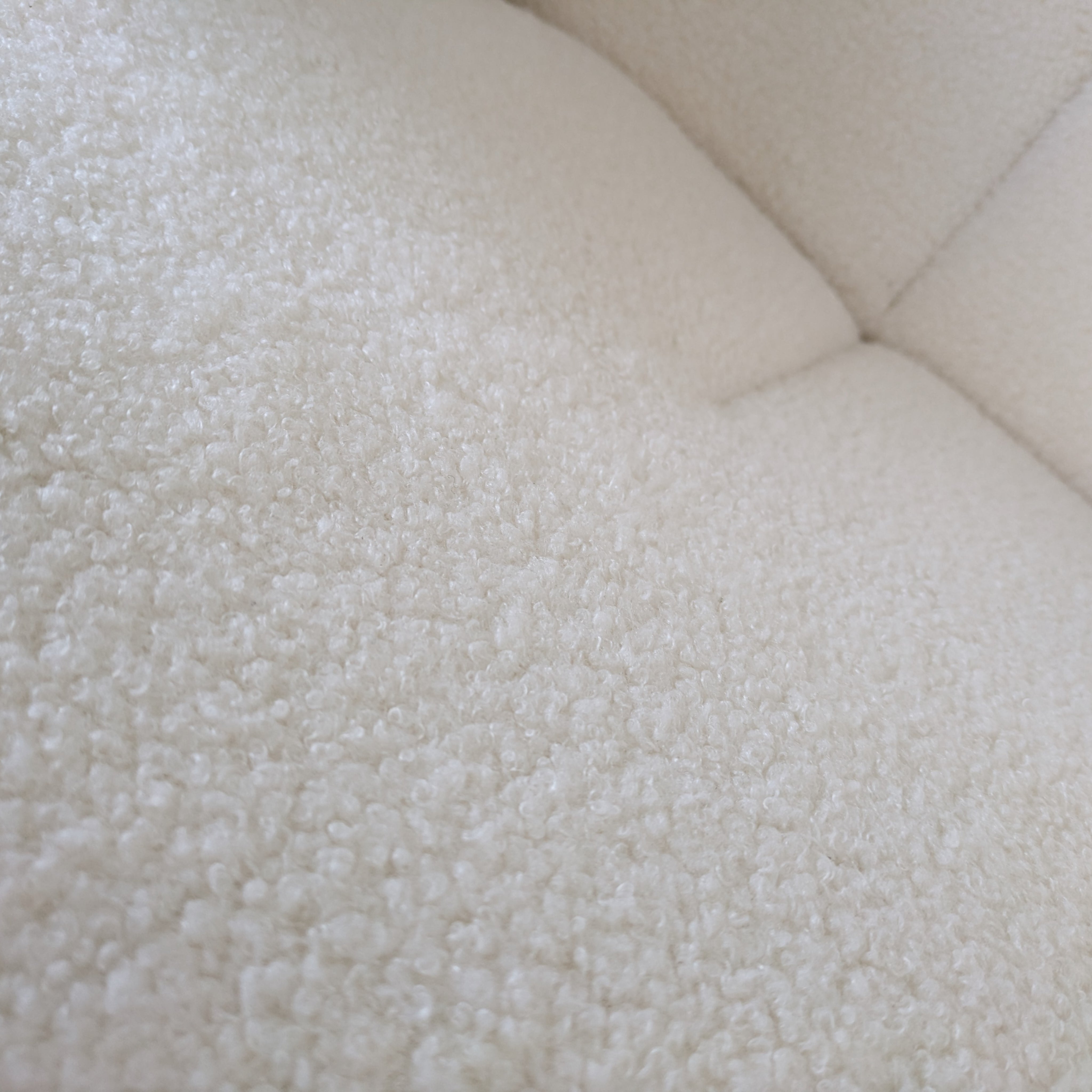 【アウトレット20%OFF】ラムウールダイニングチェア