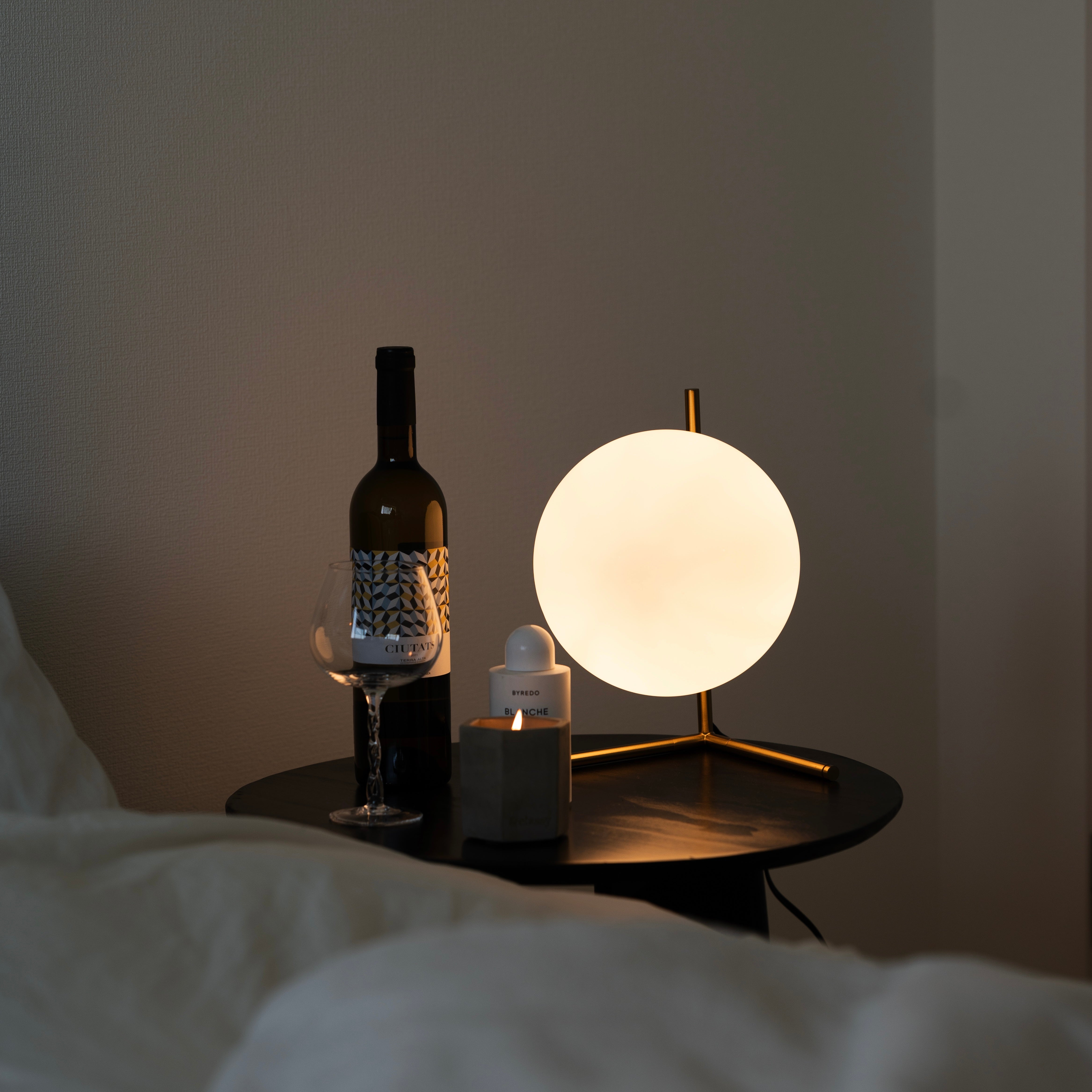 スフィアスモール テーブルランプ