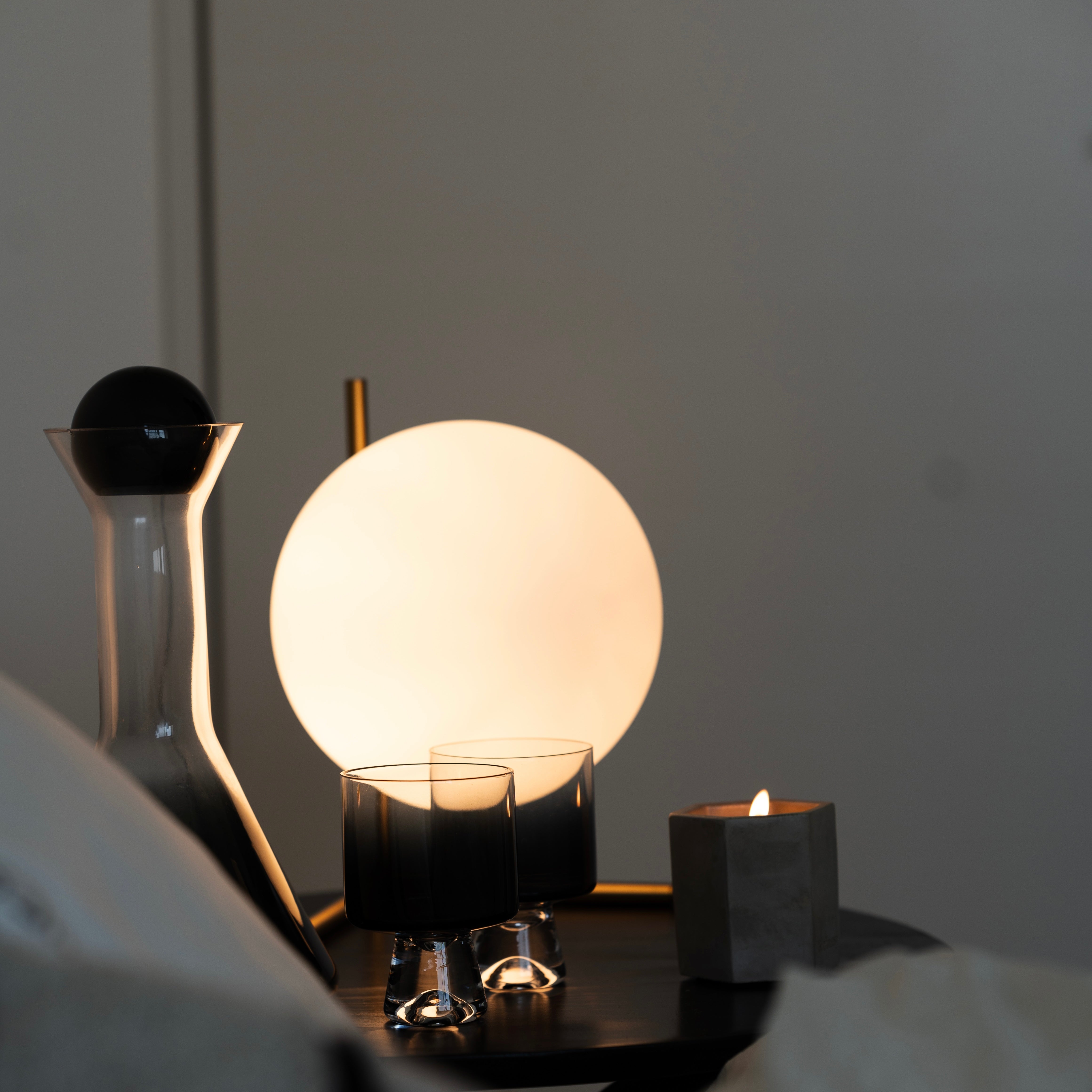 スフィアスモール テーブルランプ
