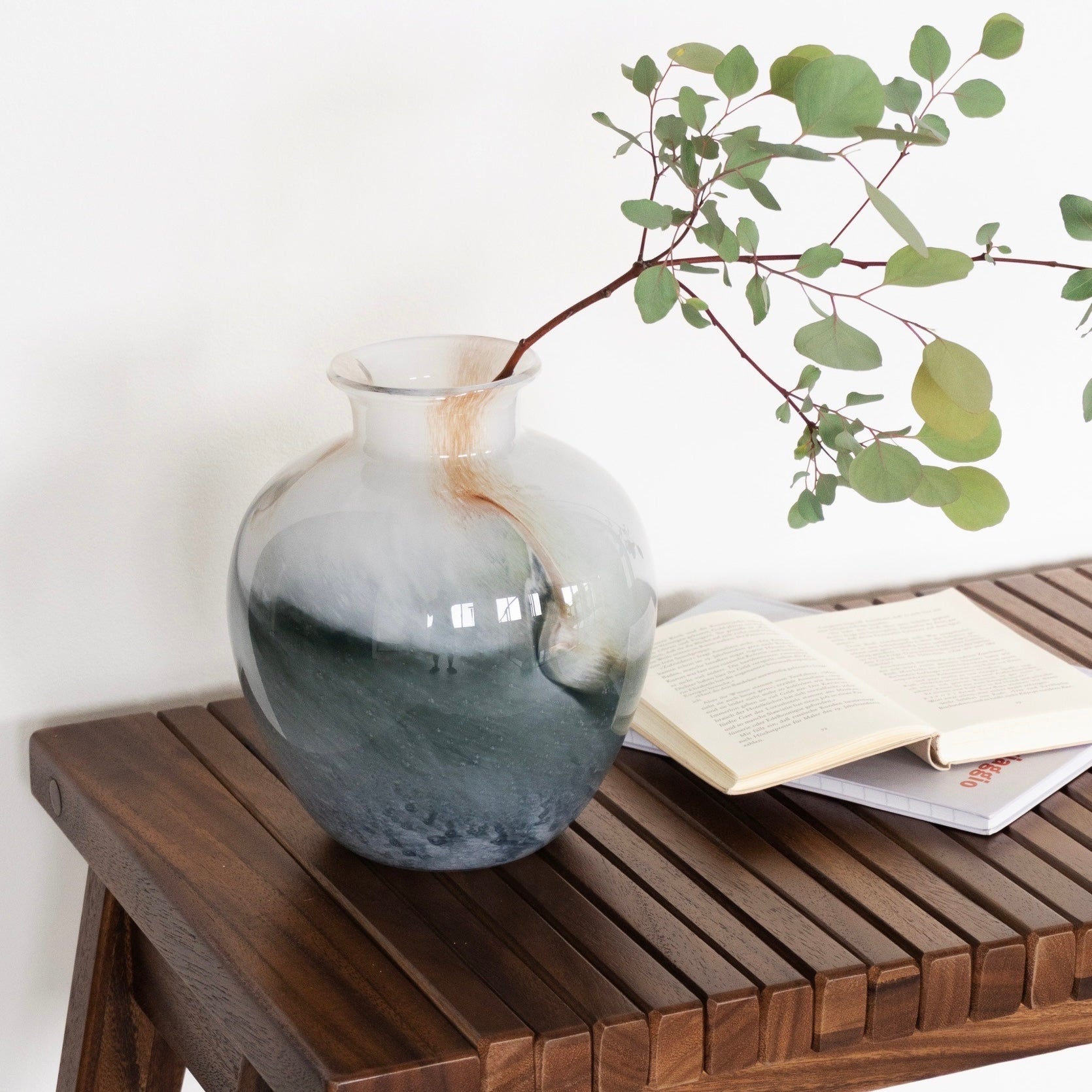 ヴェラーレフラワーベース