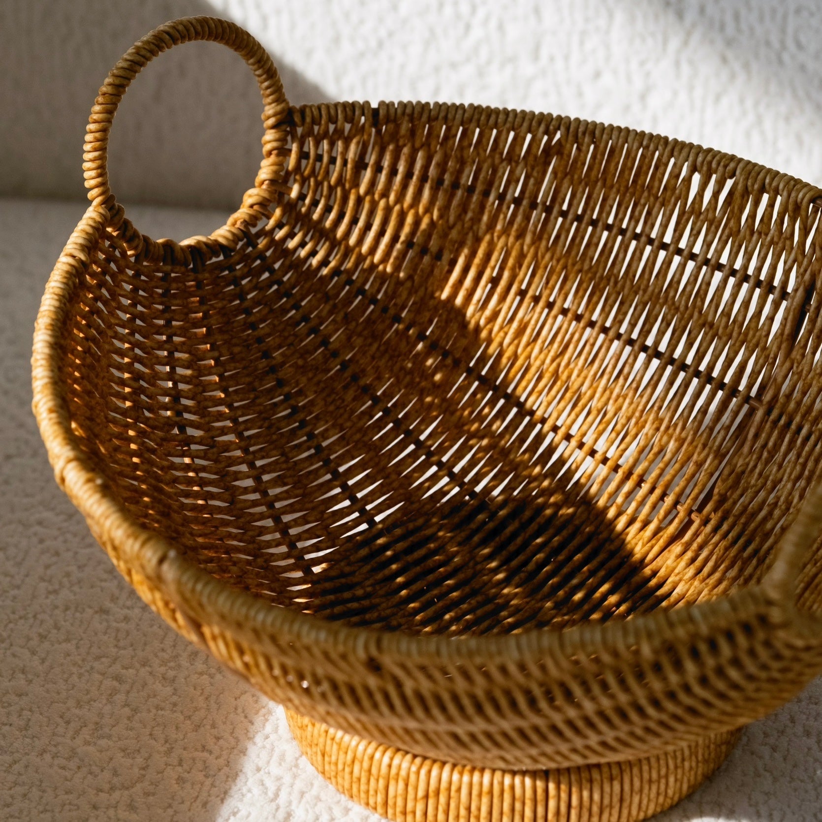 ループラタンバスケット