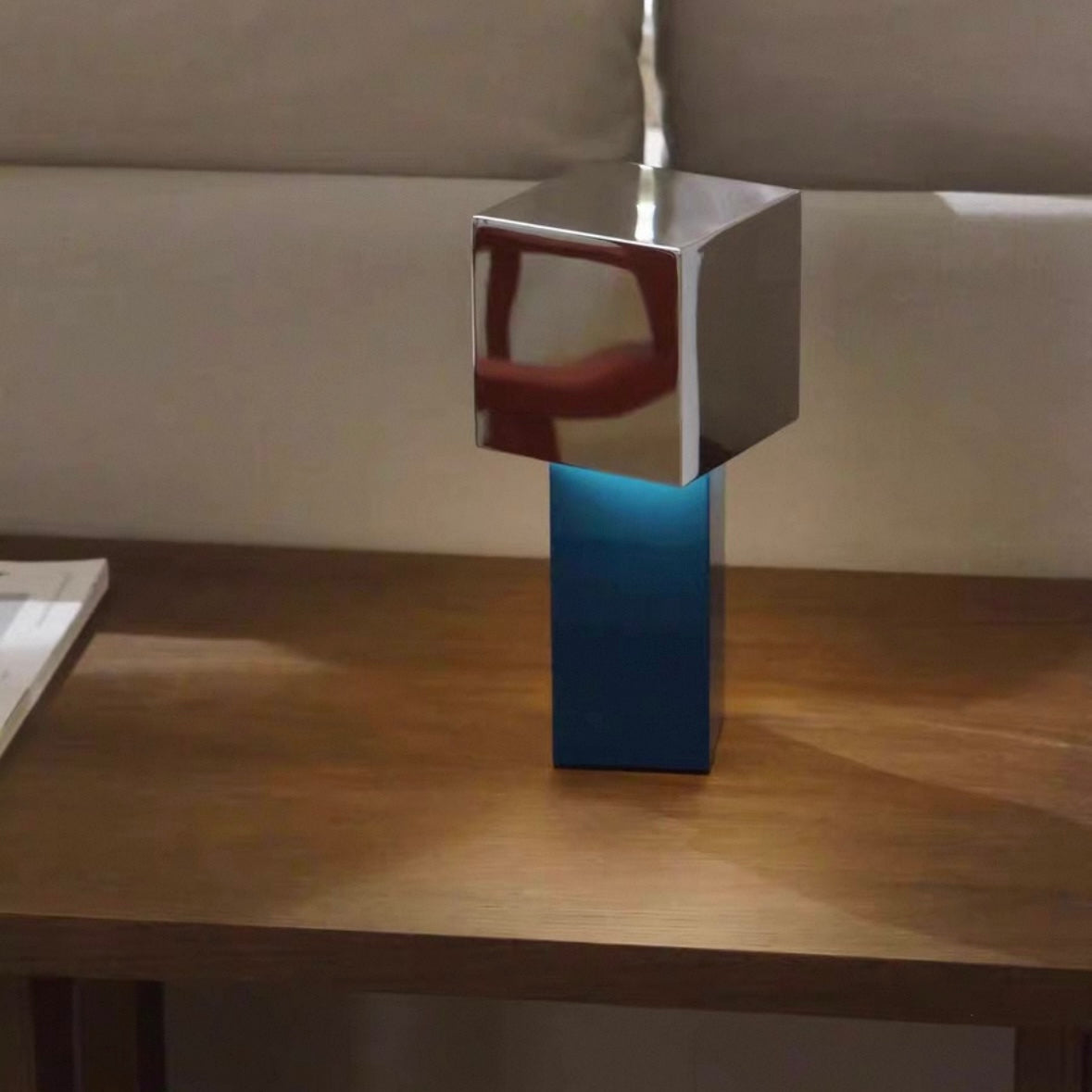モダンキューブ ポータブルランプ