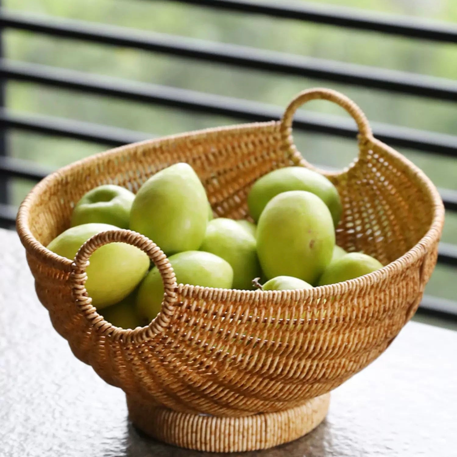 ループラタンバスケット