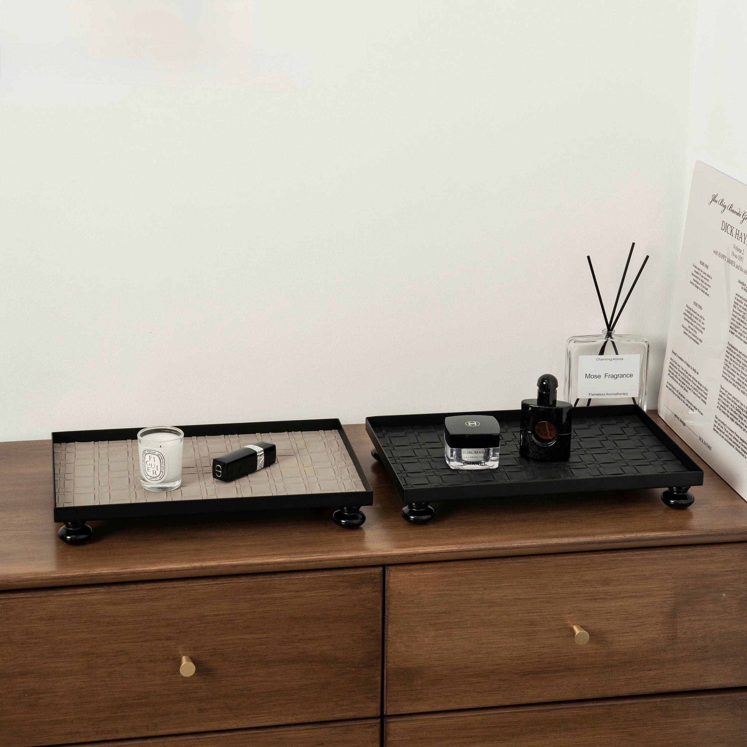 ラティストレイ