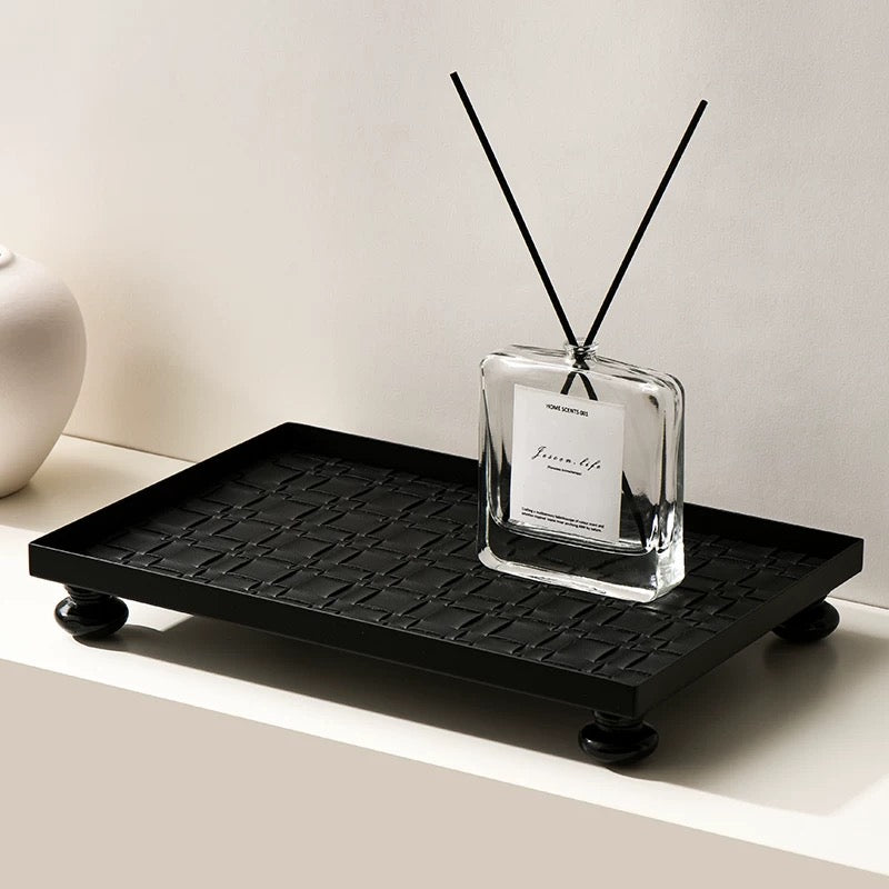 ラティストレイ