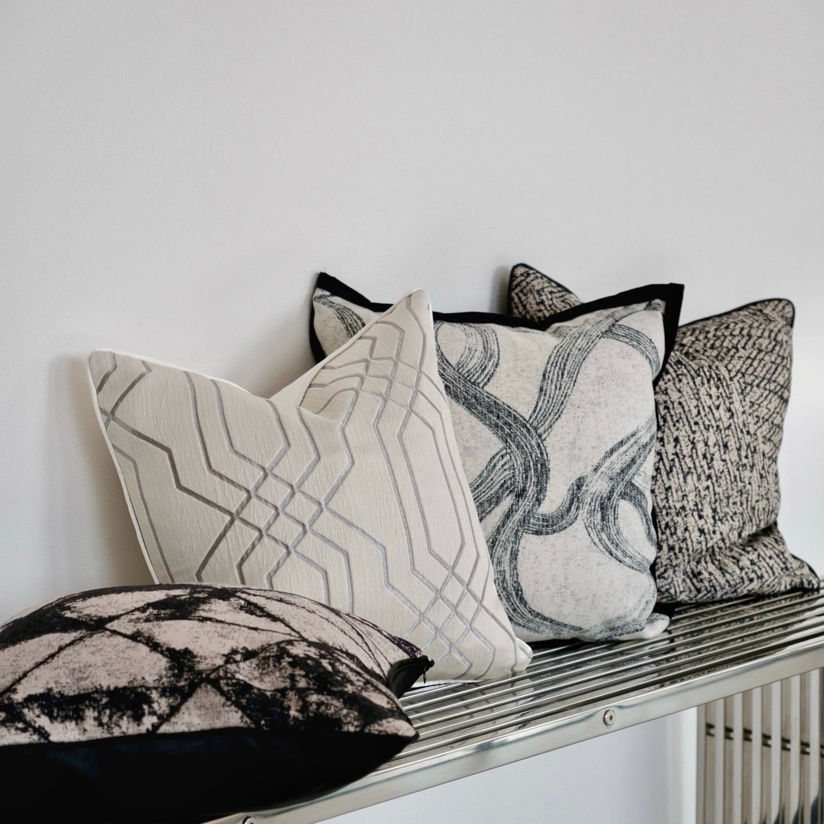 ラグジュアリーデザインクッションカバー