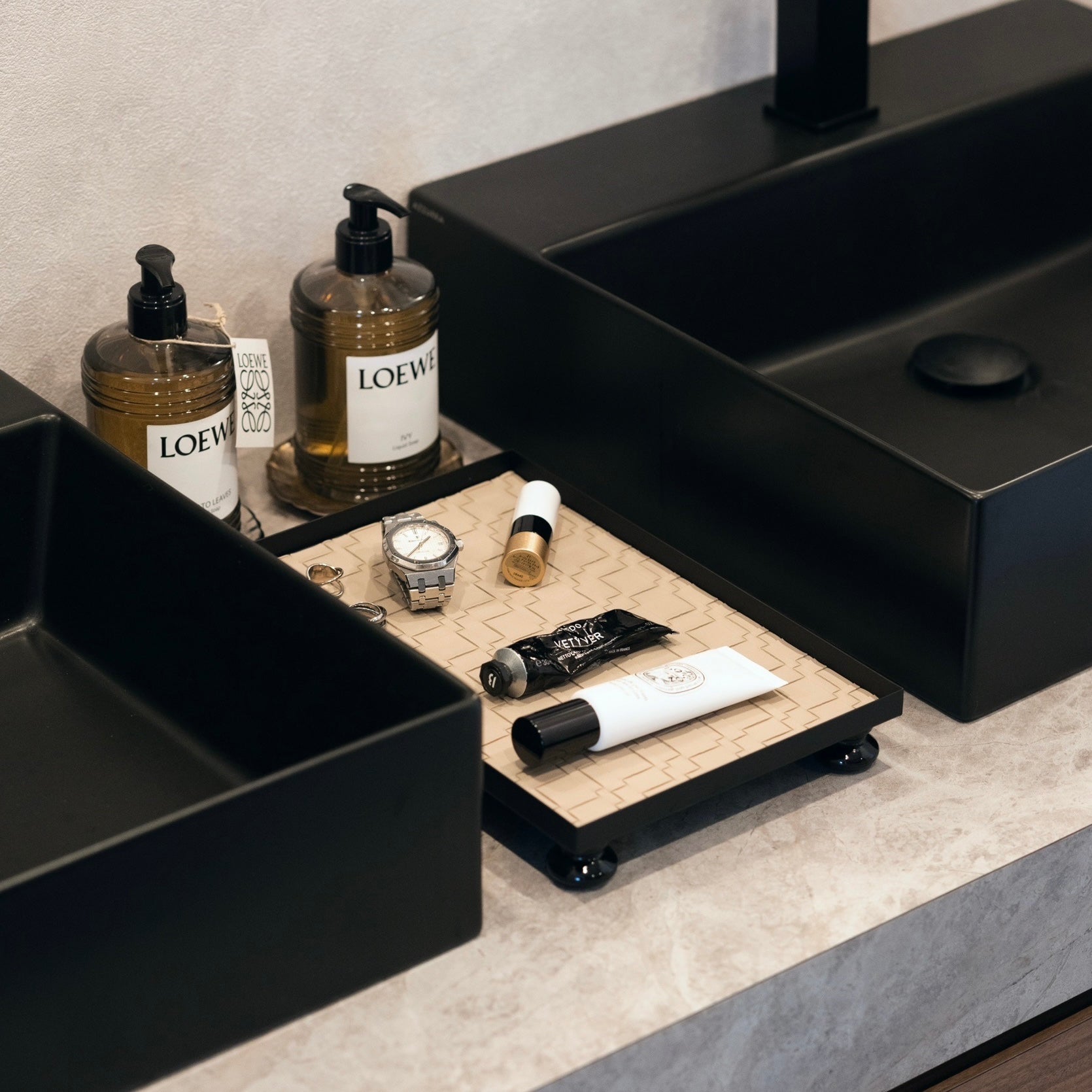 ラティストレイ