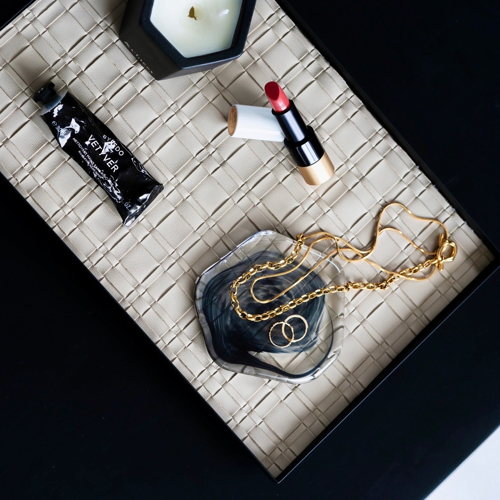 ラティストレイ