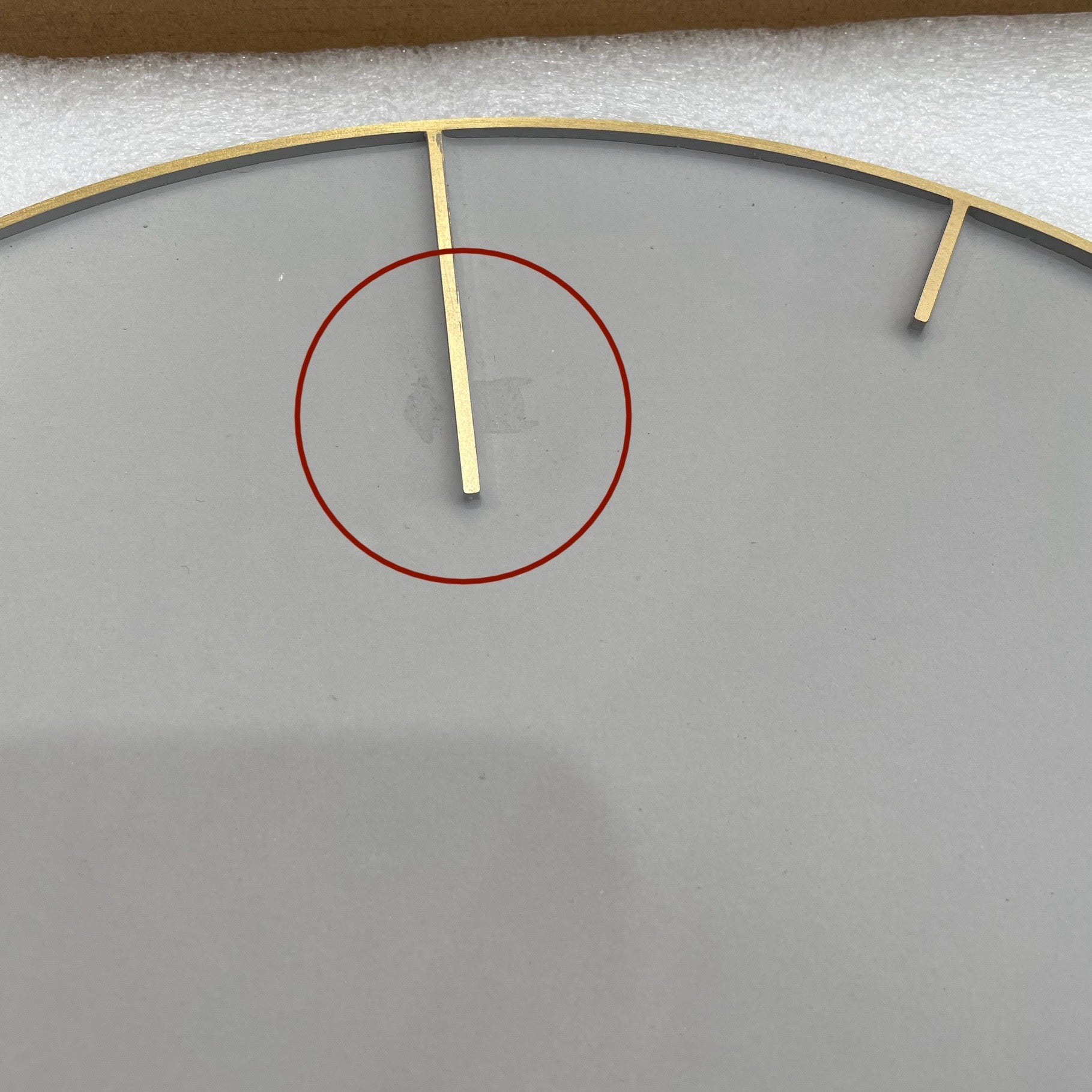 【アウトレット10%OFF 】ウォールクロック エンボスゴールド×ベトン