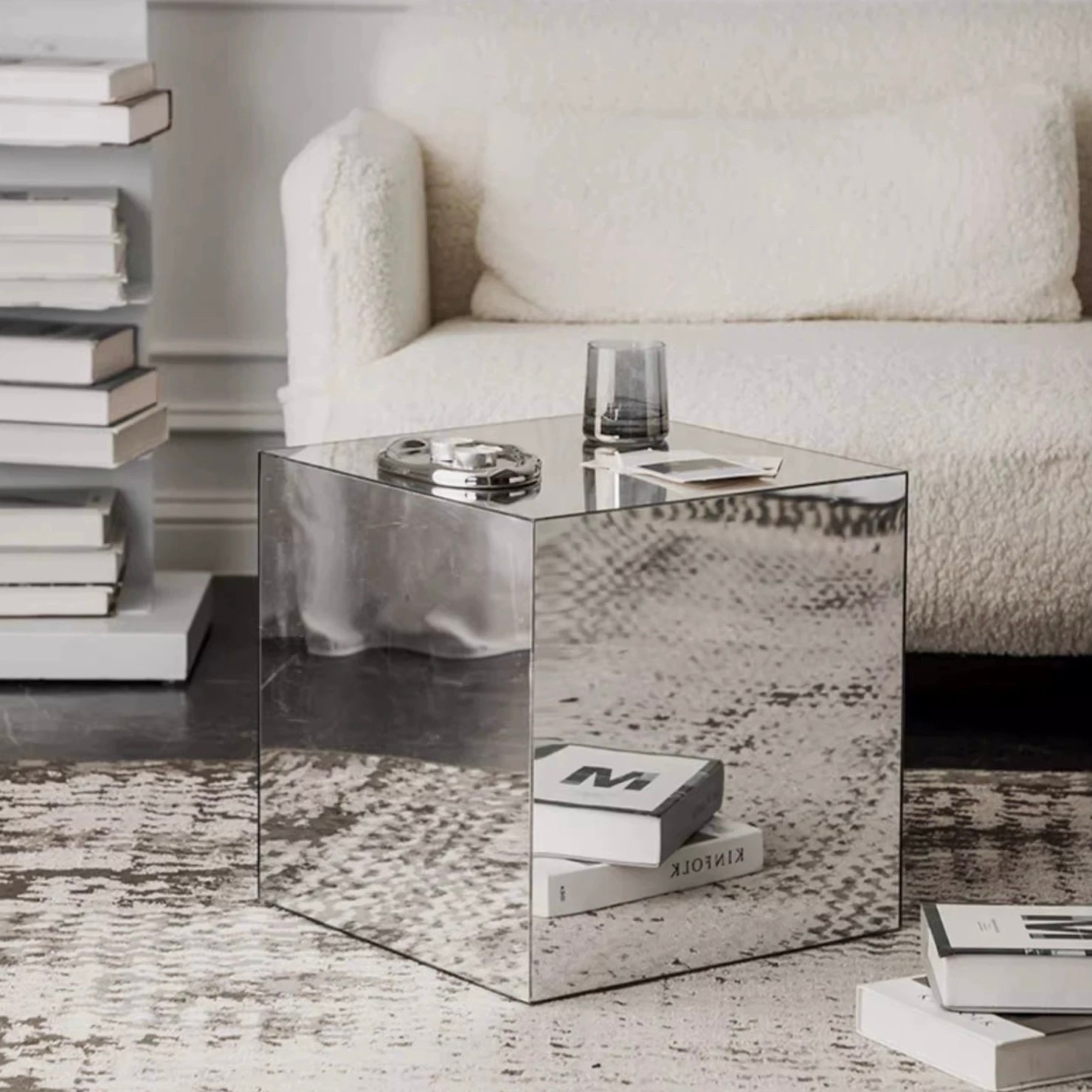 ミラーシルバーサイドテーブル