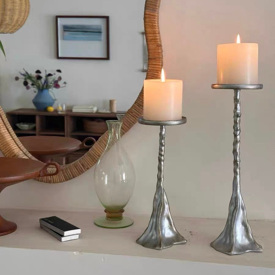 アンティークラインキャンドルスタンド(2点セット)