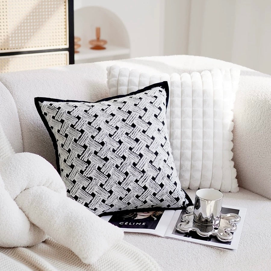 ブラックデザイン クッションカバー