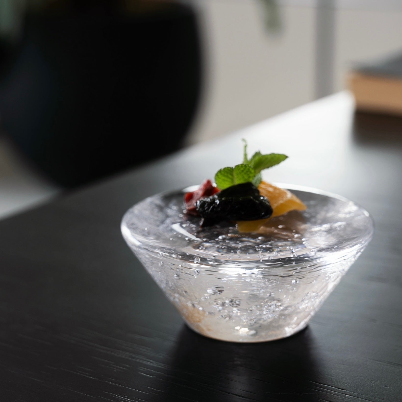 ガラスオーナメント クリームコロネ                 新品未使用‼️ 楽天市場】クリアガラスボールオーナメント ゴールドドット S