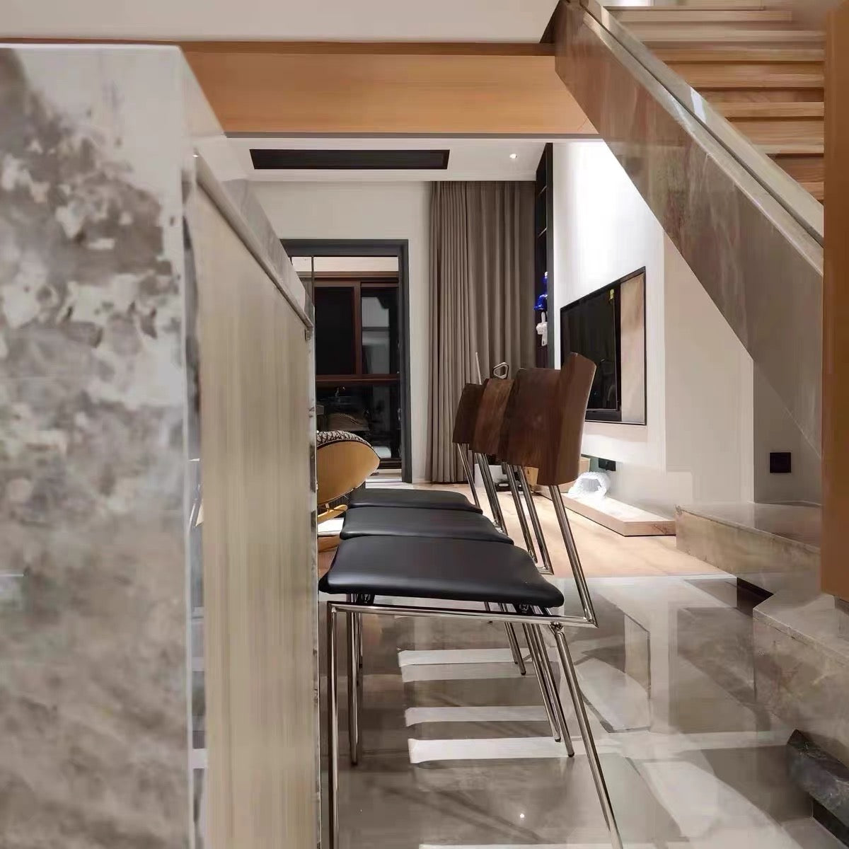 ウォルナットイーズチェア