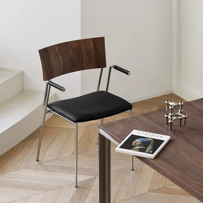 ウォルナットイーズチェア