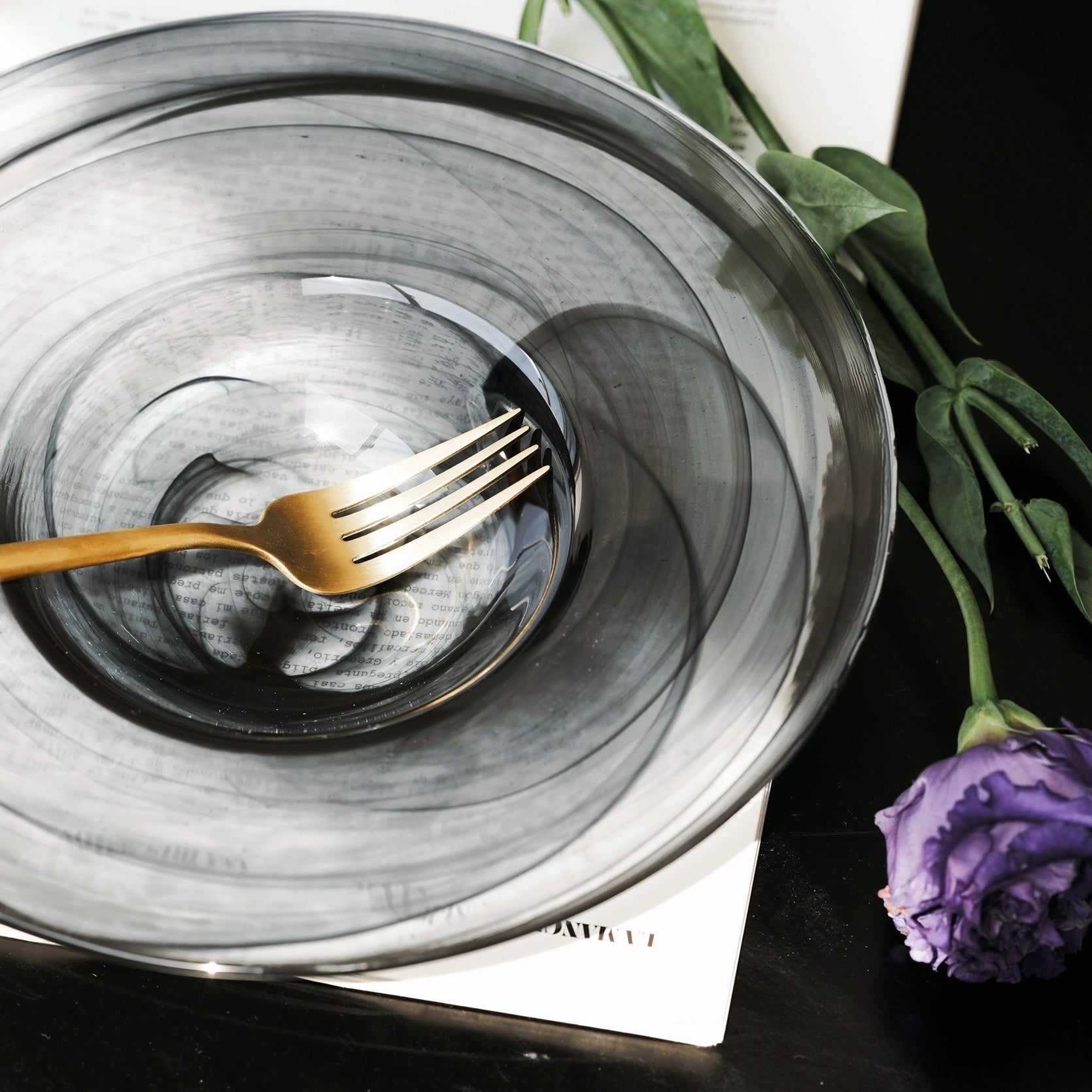 ティンテンシュトロームリムボウル［ガラス］