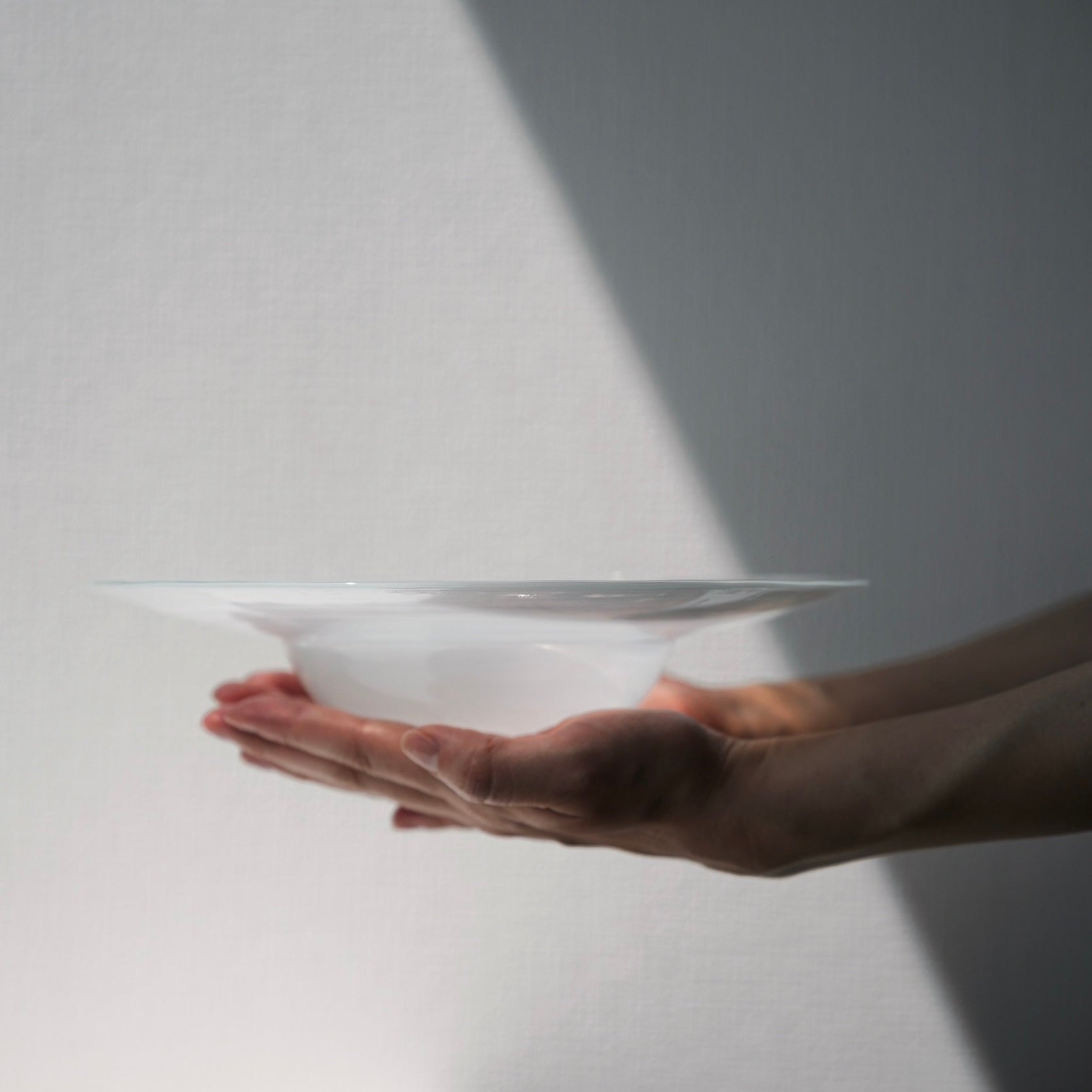 ティンテンシュトロームリムボウル［ガラス］