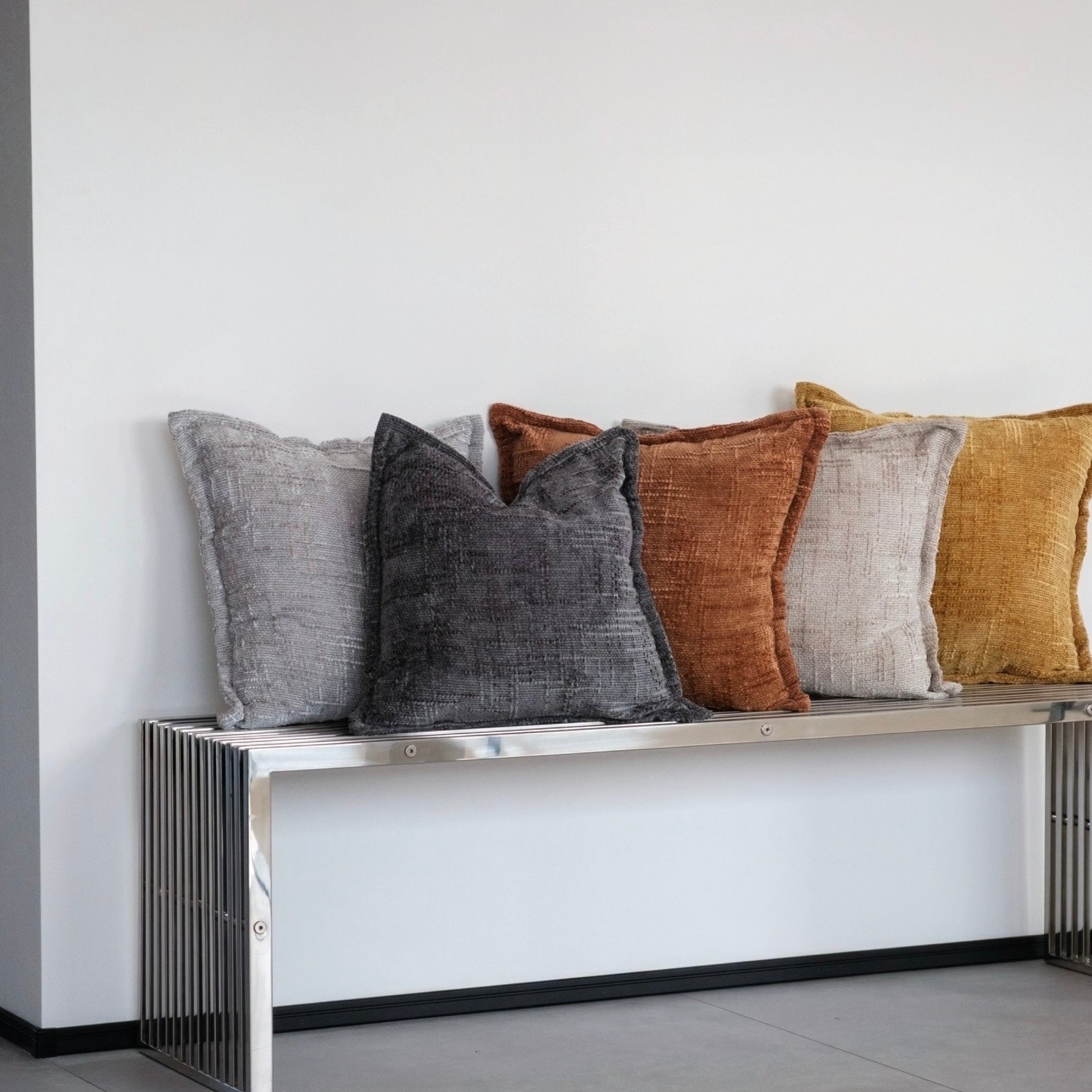 レイヤードライン クッションカバー