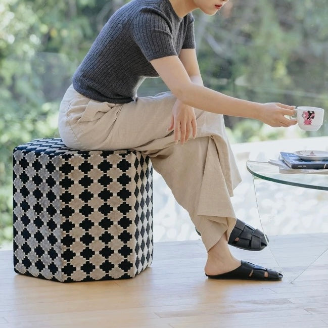 ロマーノスツール