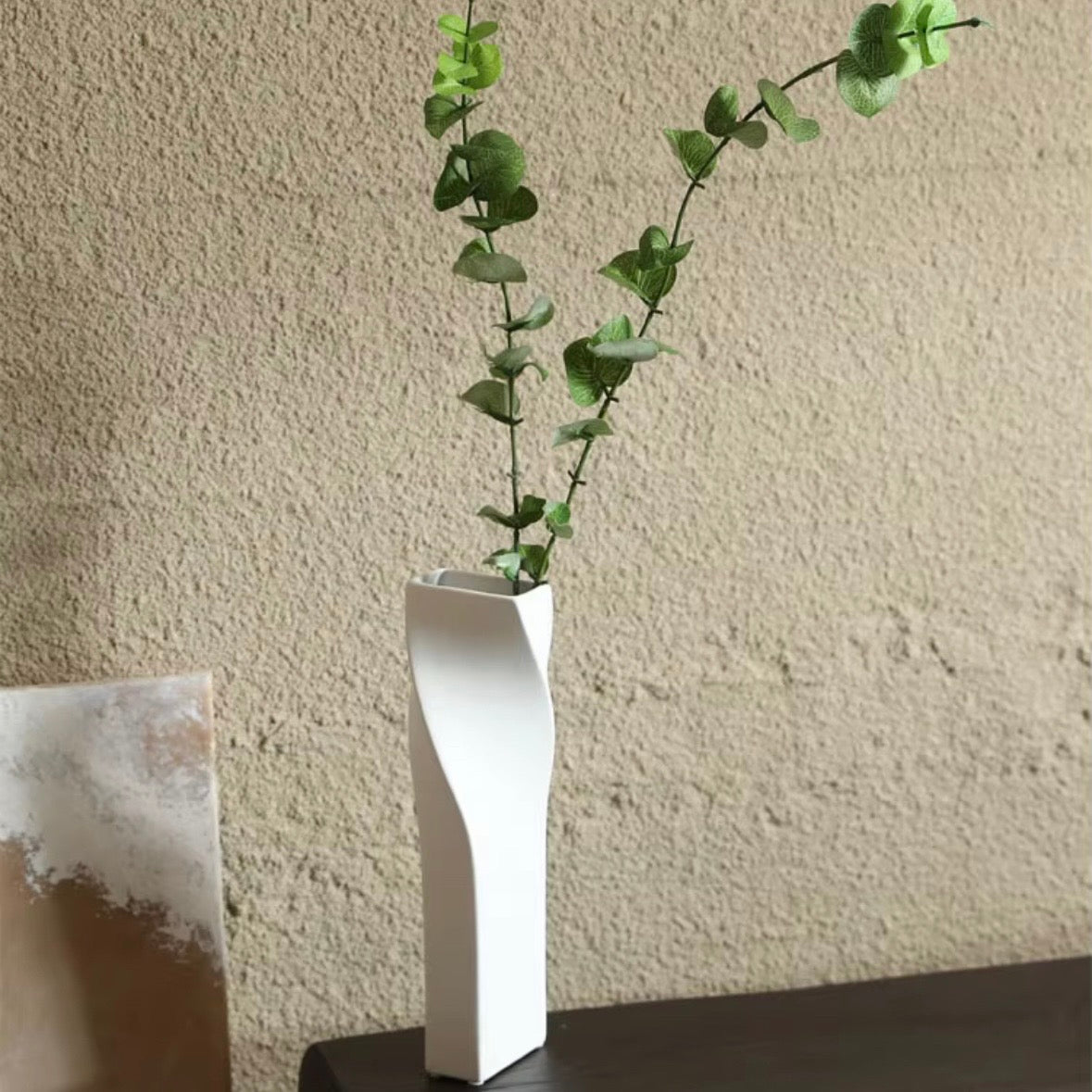 モノトーンツイストオブジェ