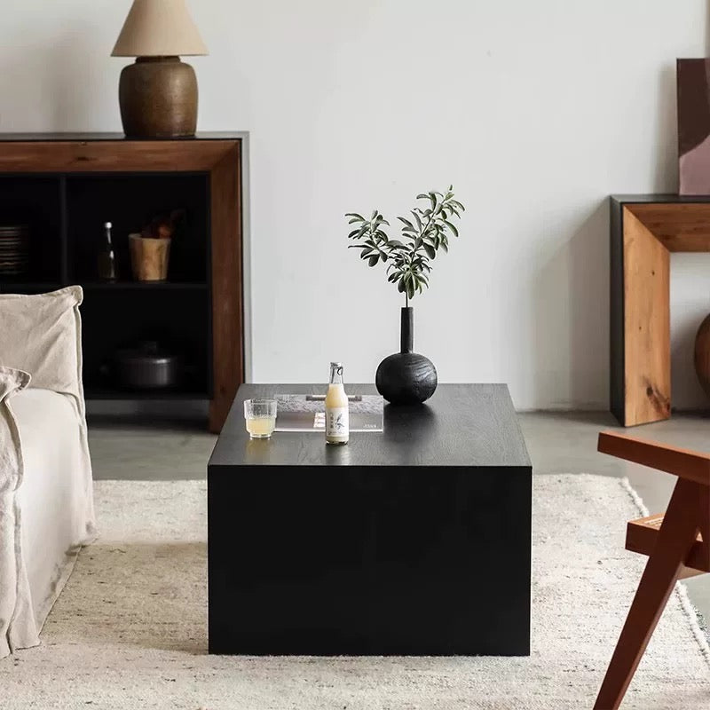 コントラストウッドテーブル