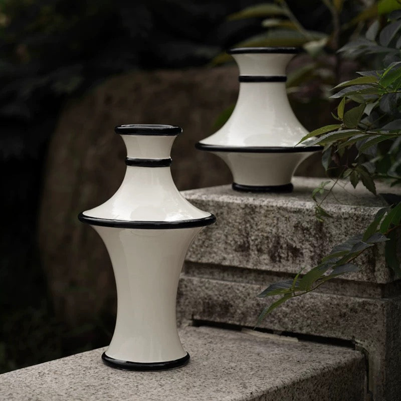 モノクローム　フラワーベース