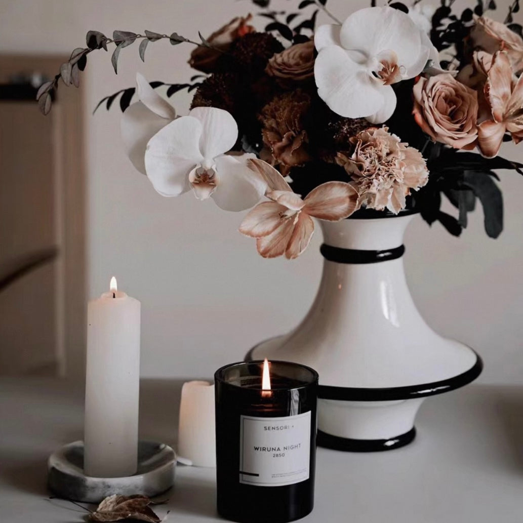 モノクローム　フラワーベース